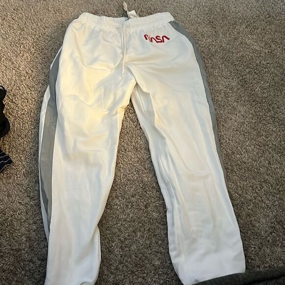 Forever 21 Pants - Swish pants 